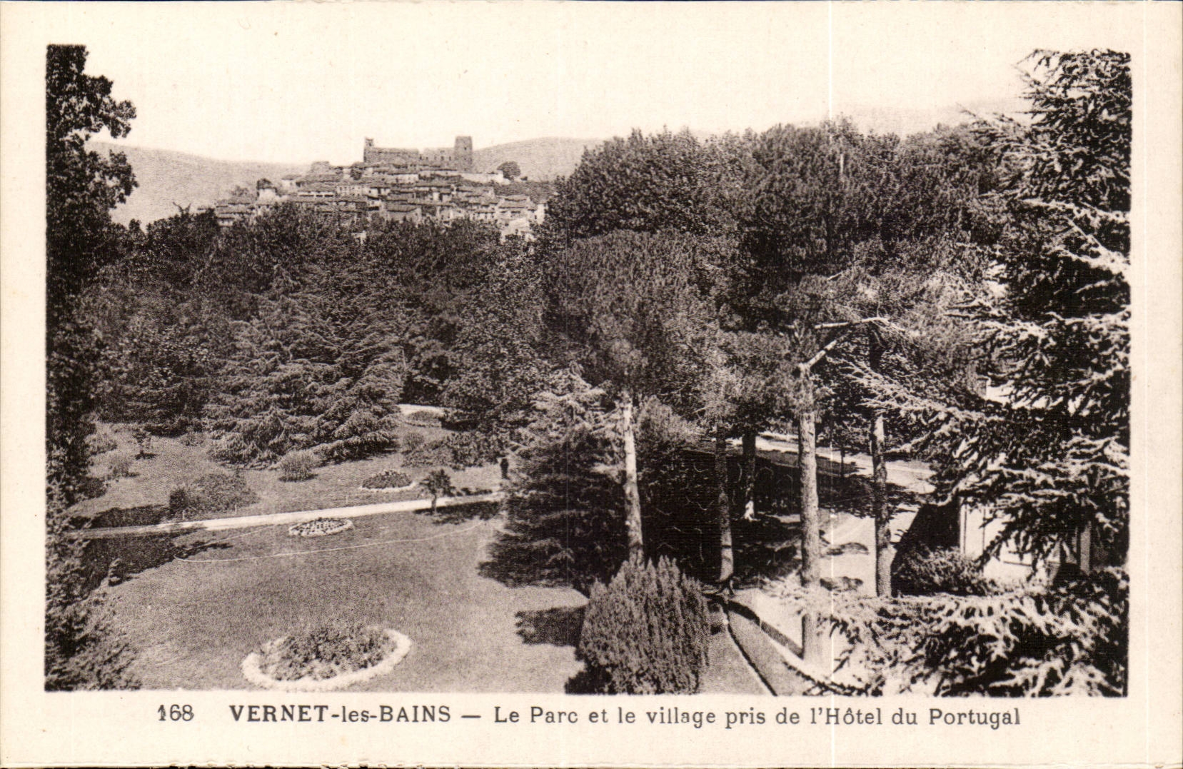 CPA Vernet les Bains Le parc et le village pris de l'hotel du Portugal