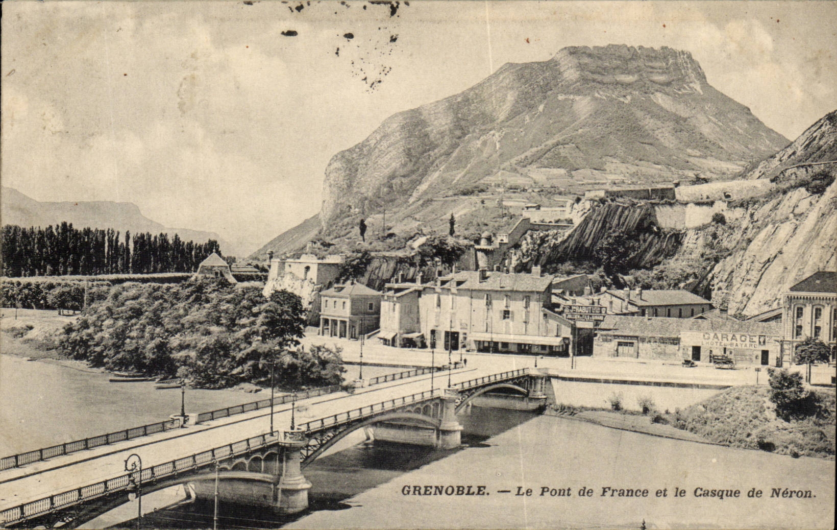 CPA Grenoble Le pont de France et le casque de Neron