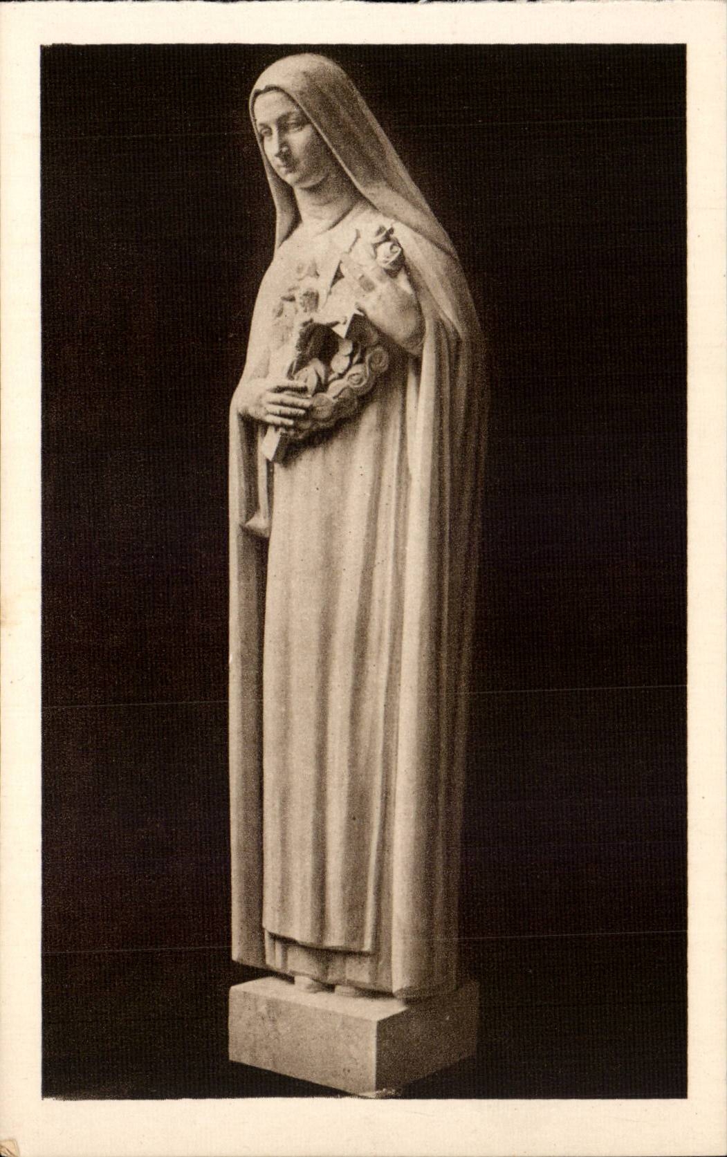 Statue de Sainte Thérèse de l'Enfant Jésus — Ossuaire de Douaumont — Imprimerie Réunies de Nancy