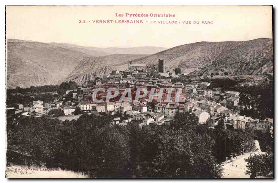 Vernet les Bains CPA le village Vue du parc