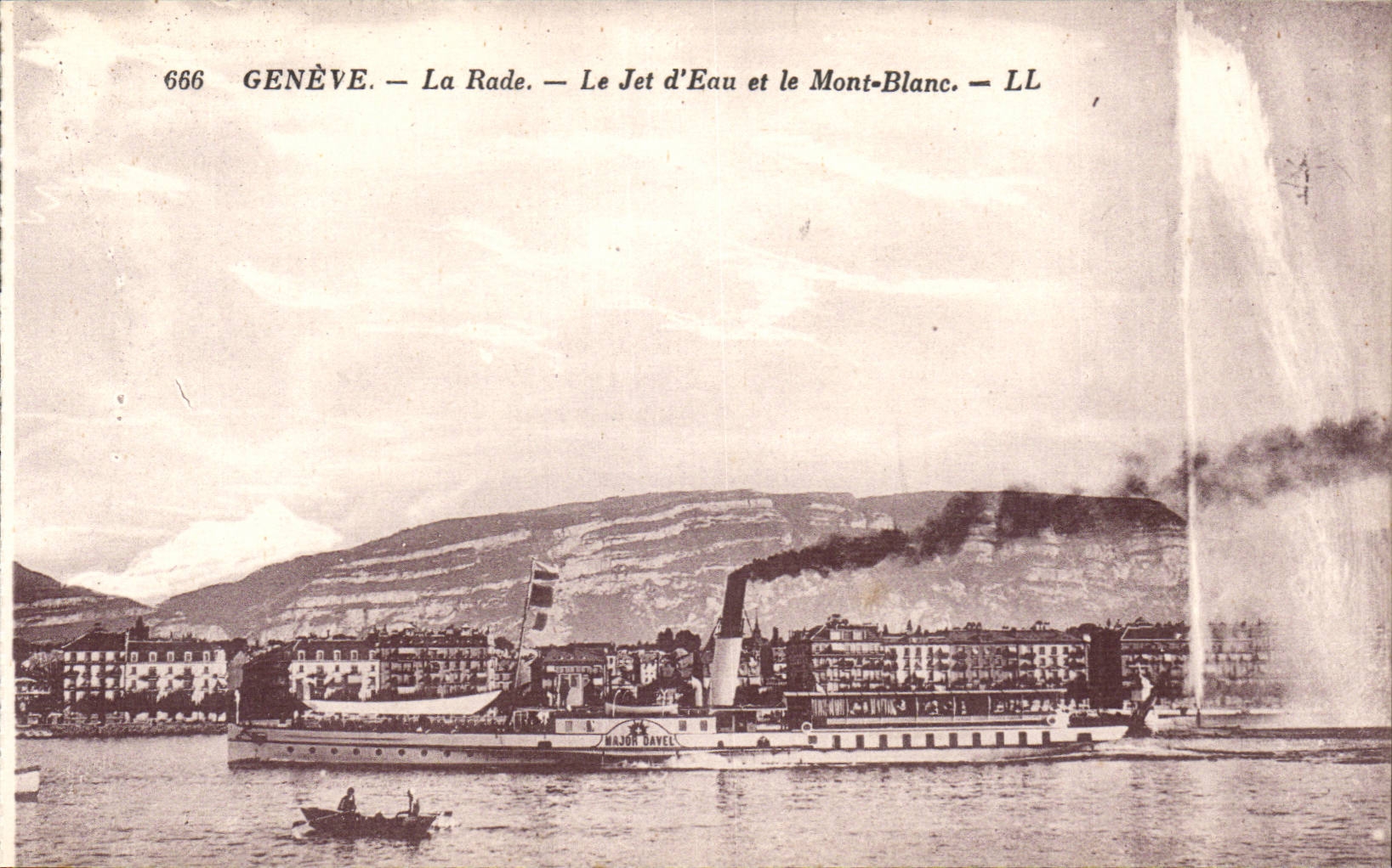 Suisse Geneve CPA La rade Le jet d'eau et le Mont Blanc (bateau)