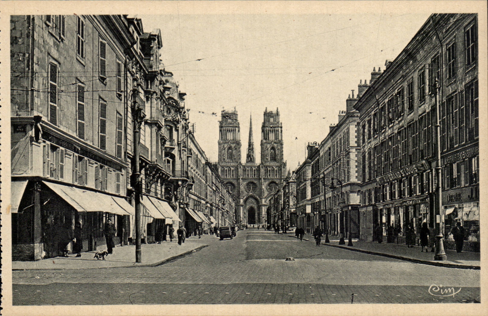 Orleans CPA Rue Jeanne d'arc et la cathedrale Ste CRoix
