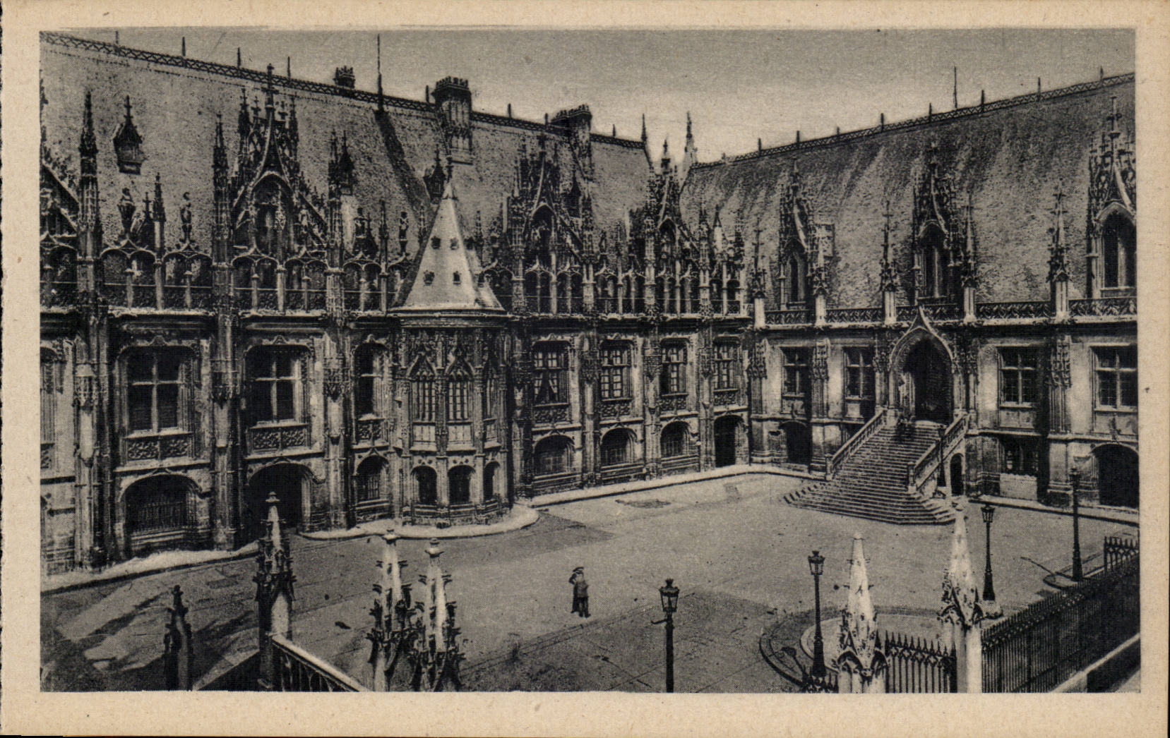 Rouen CPA palais de justice