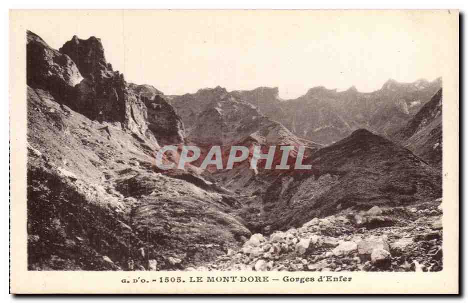 CPA Auvergne Le mont Dore Gorges d'enfer