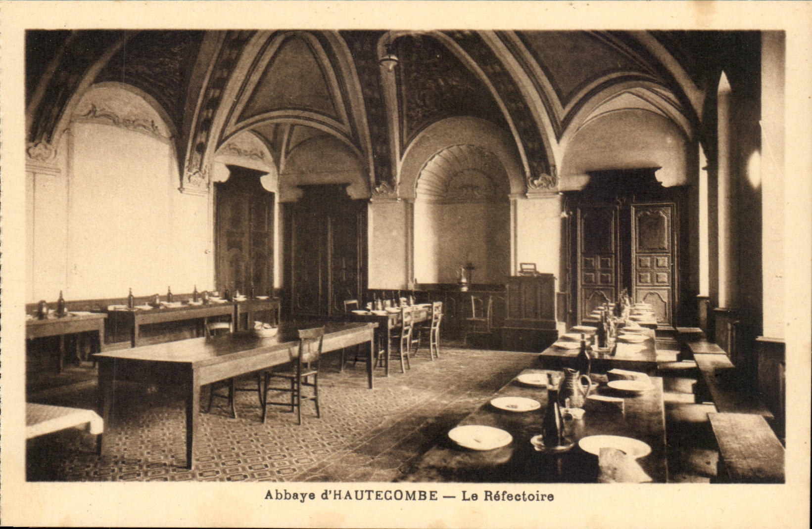 Aix les Bains - Abbaye d'Hautecombe - Le Refectoire - CPA 