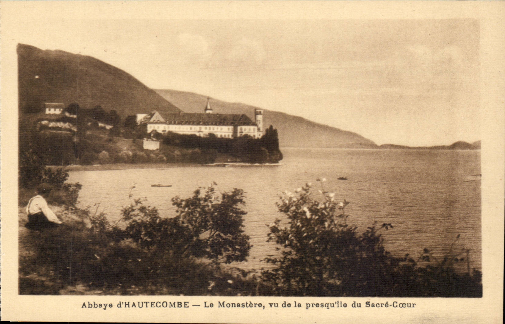 Aix les Bains - Abbaye d'Hautecombe - Le Monaster vu de la Presqu'il du Sacre Coeur - CPA 