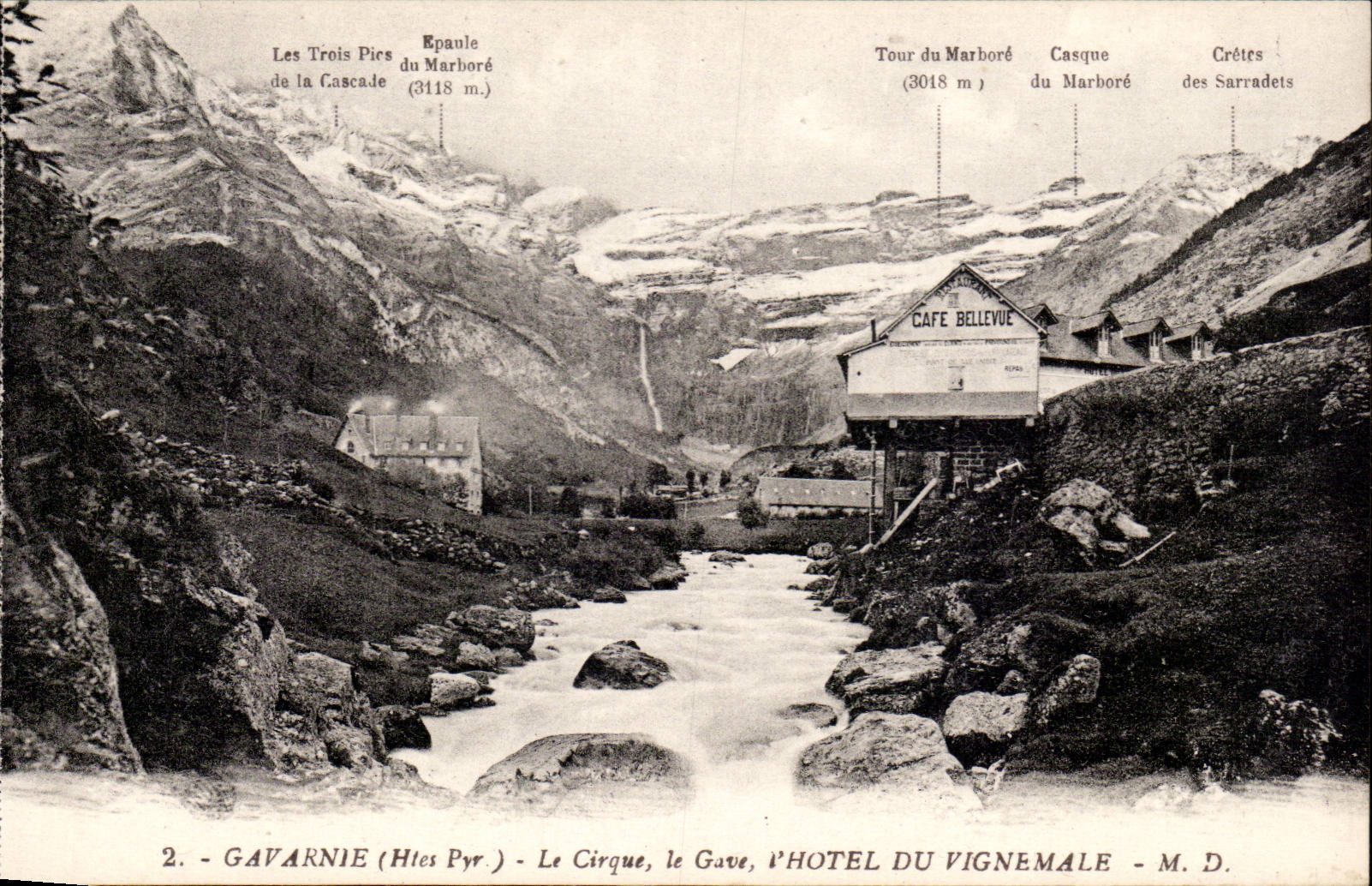 Gavarnie - Le Cirque - le Gave L'Hotel de Vignemale - CPA 