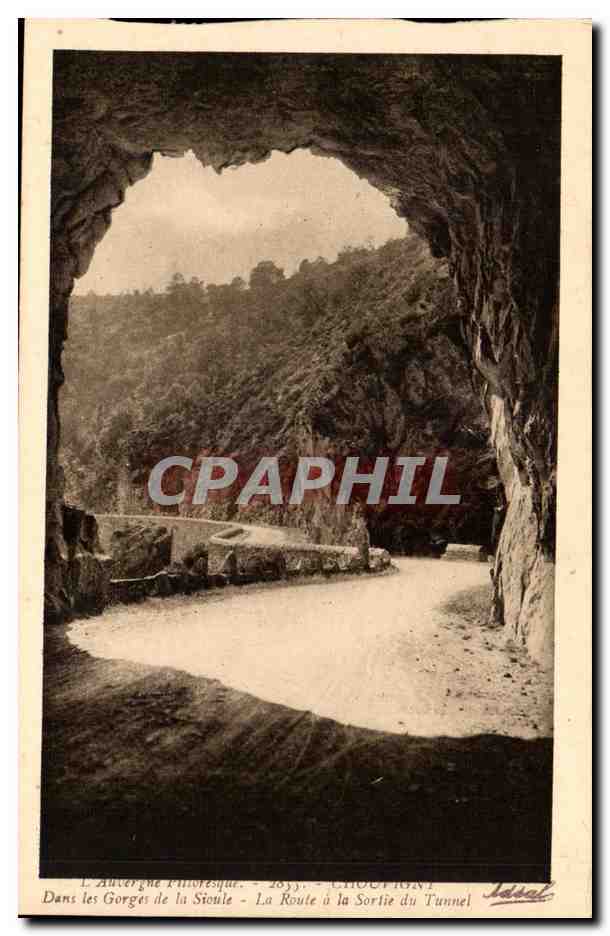 Les Gorges de la Sioule - La Route à la Sortie du Tunnel - Chocéfont