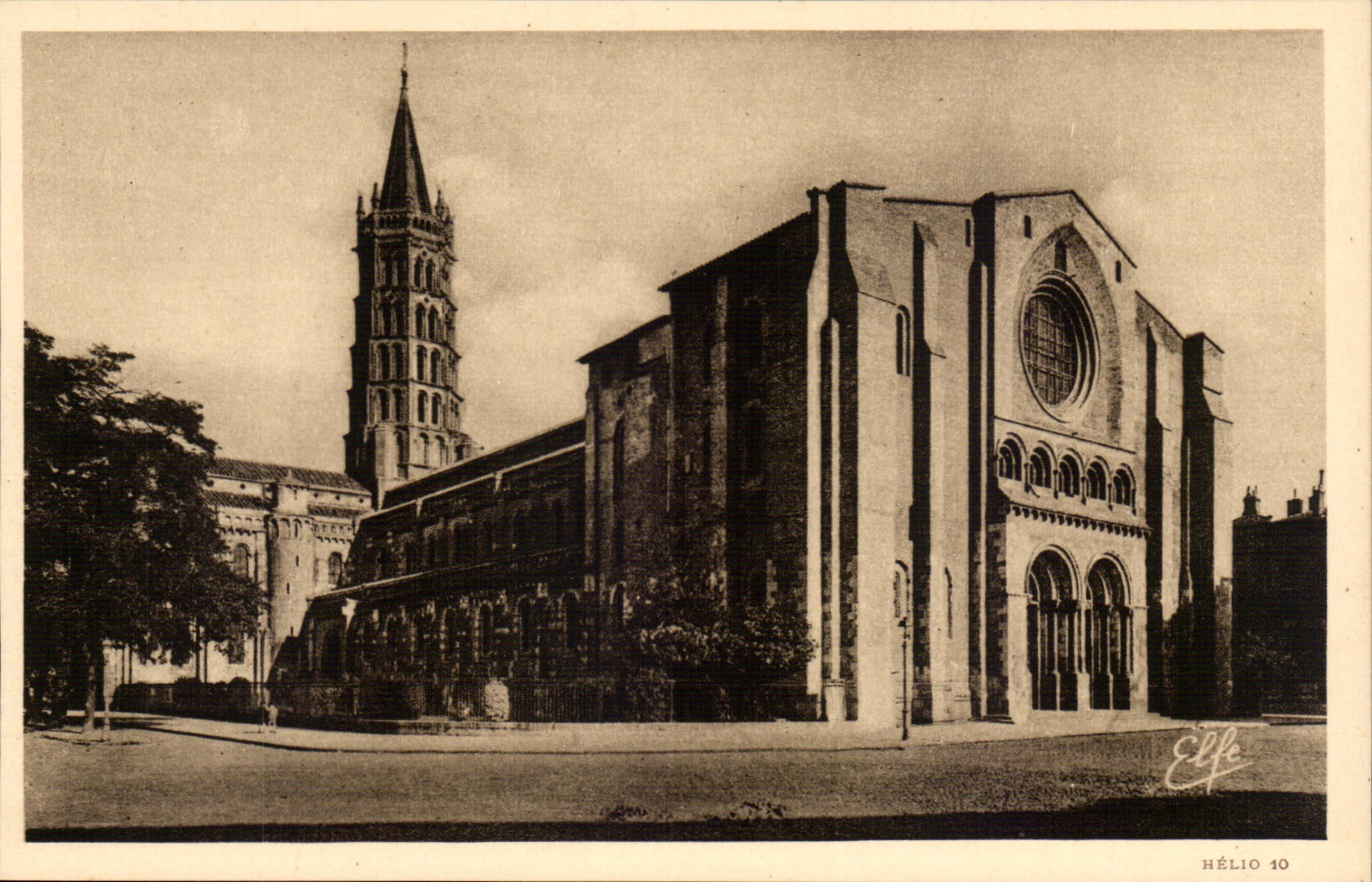 Toulouse — Basilika Saint-Sernin — allgemeiner Blick nach Norden — Hélios 10