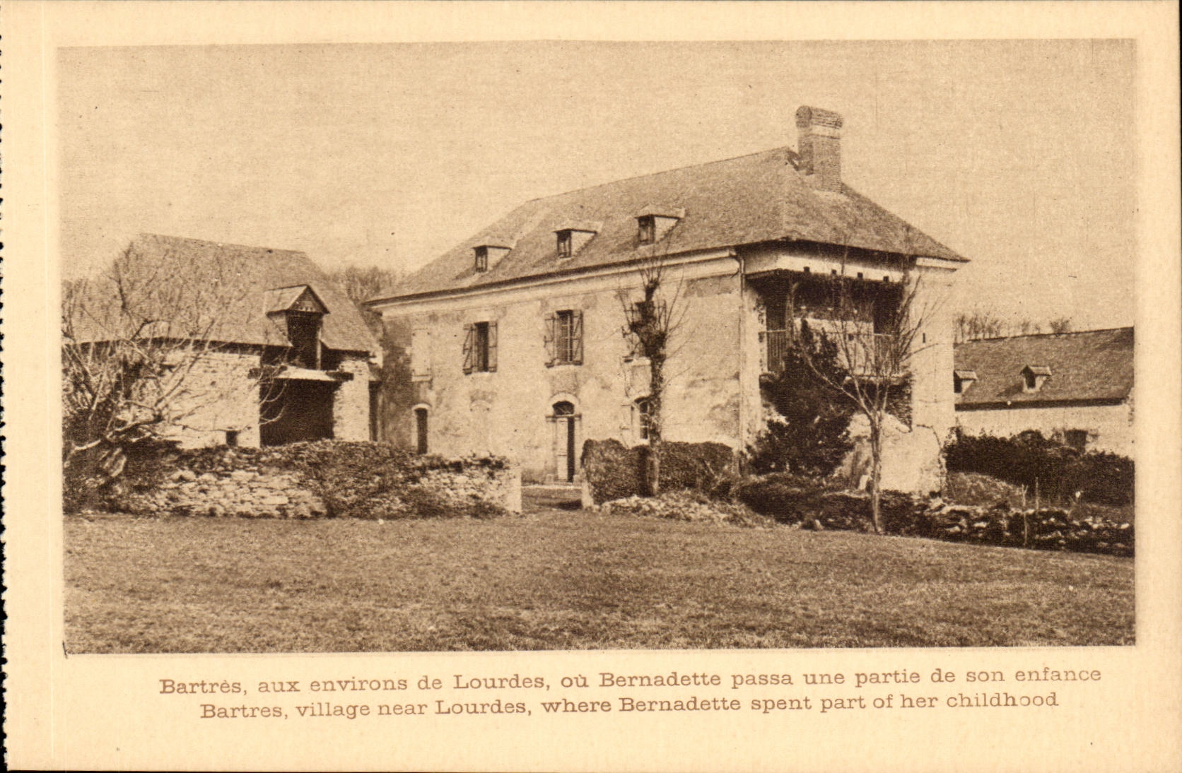 CPA Bartres aux environs de Lourdes ou Bernadette passa une partie de son enfance