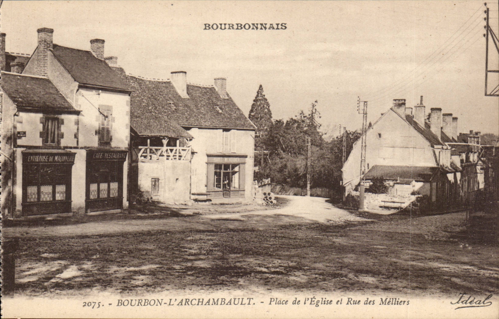 Bourbon l'archambault CPA Place de l'eglise et rue des Metiers