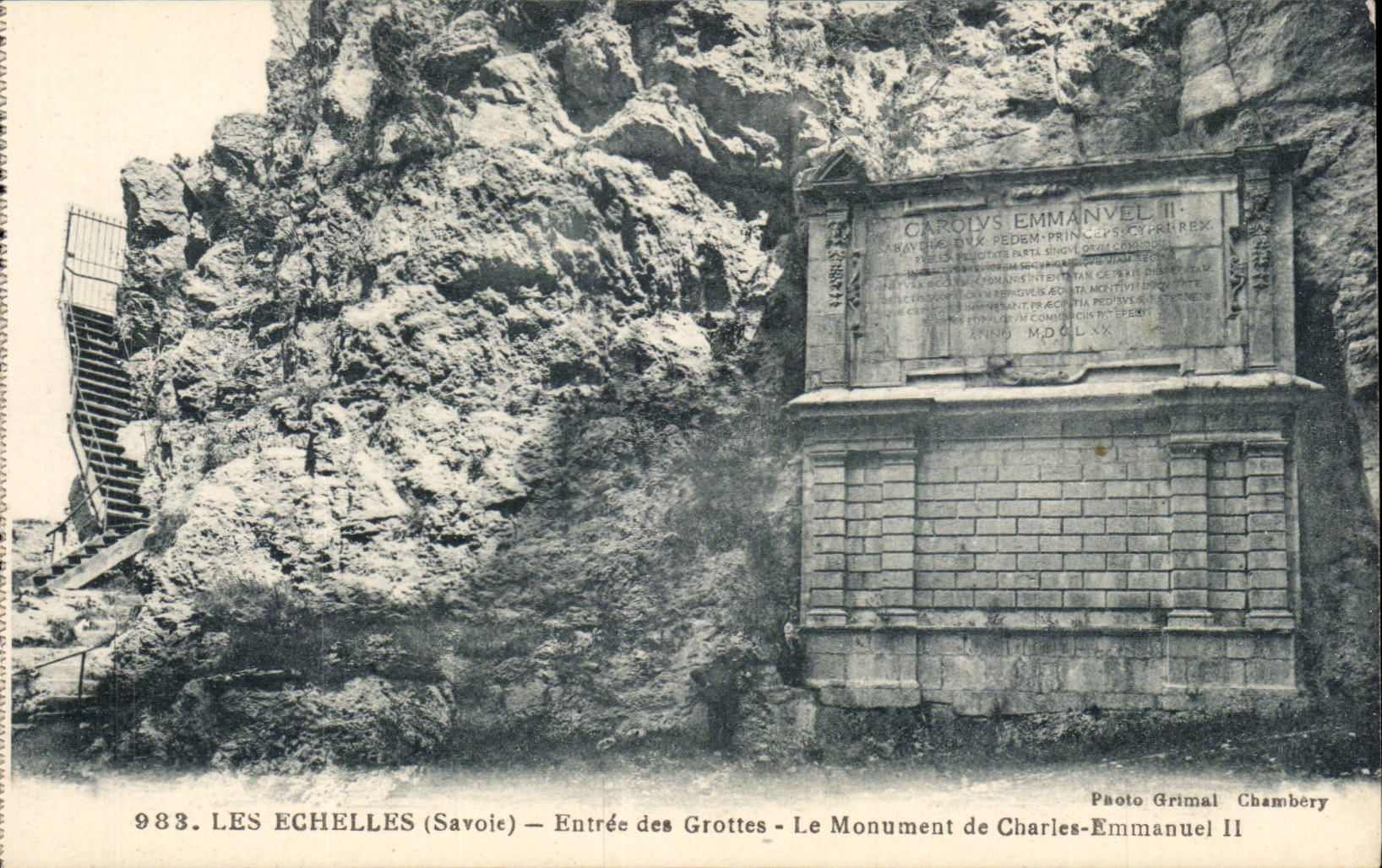 Les Echelles - Entree des Grottes - Monument de Charles Emmanuel II - CPA 