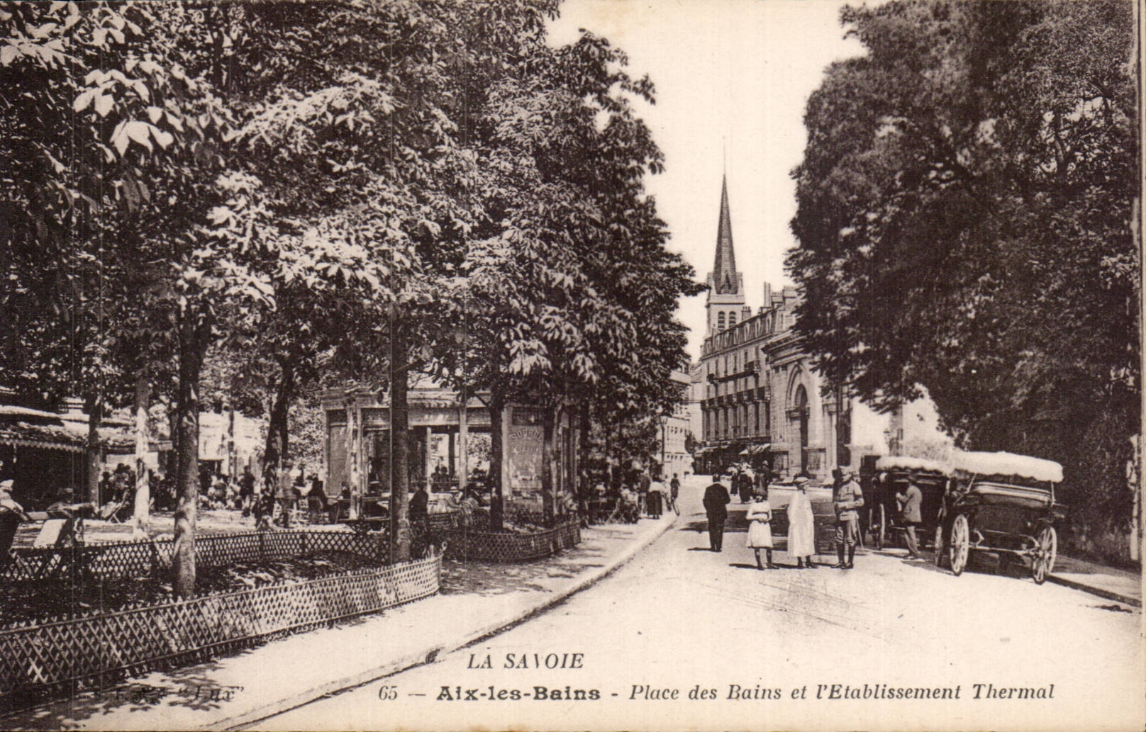 Aix les Bains - Place des Bains et Etablissement Thermal - CPA 