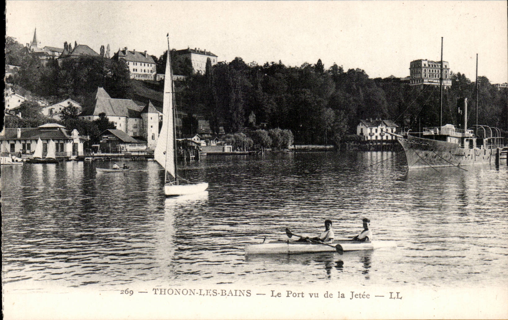 Thonon-les-Bains — Le Port vu de la Jetée — LL