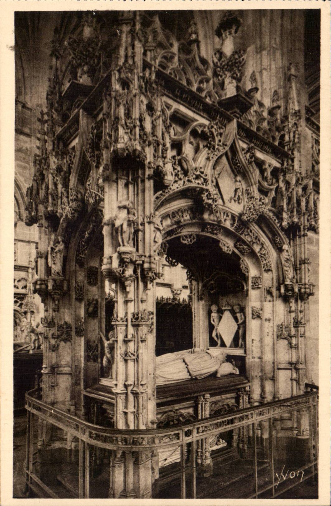 Bourg (Ain) — Église de Brou, Mausolée de Marguerite d'Autriche — Édition d'Art Yvon