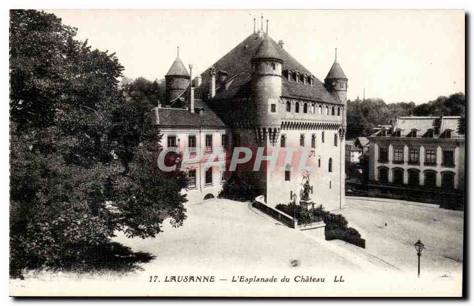 Suisse Lausanne CPA L'esplanade du chateau