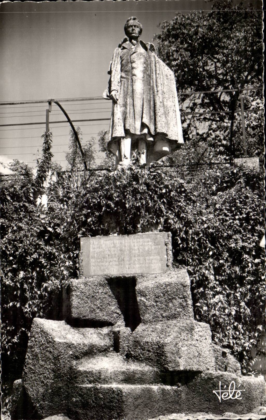 Aix les Bains - Le Lac du Bourget - Statue de Lamartine CPA 