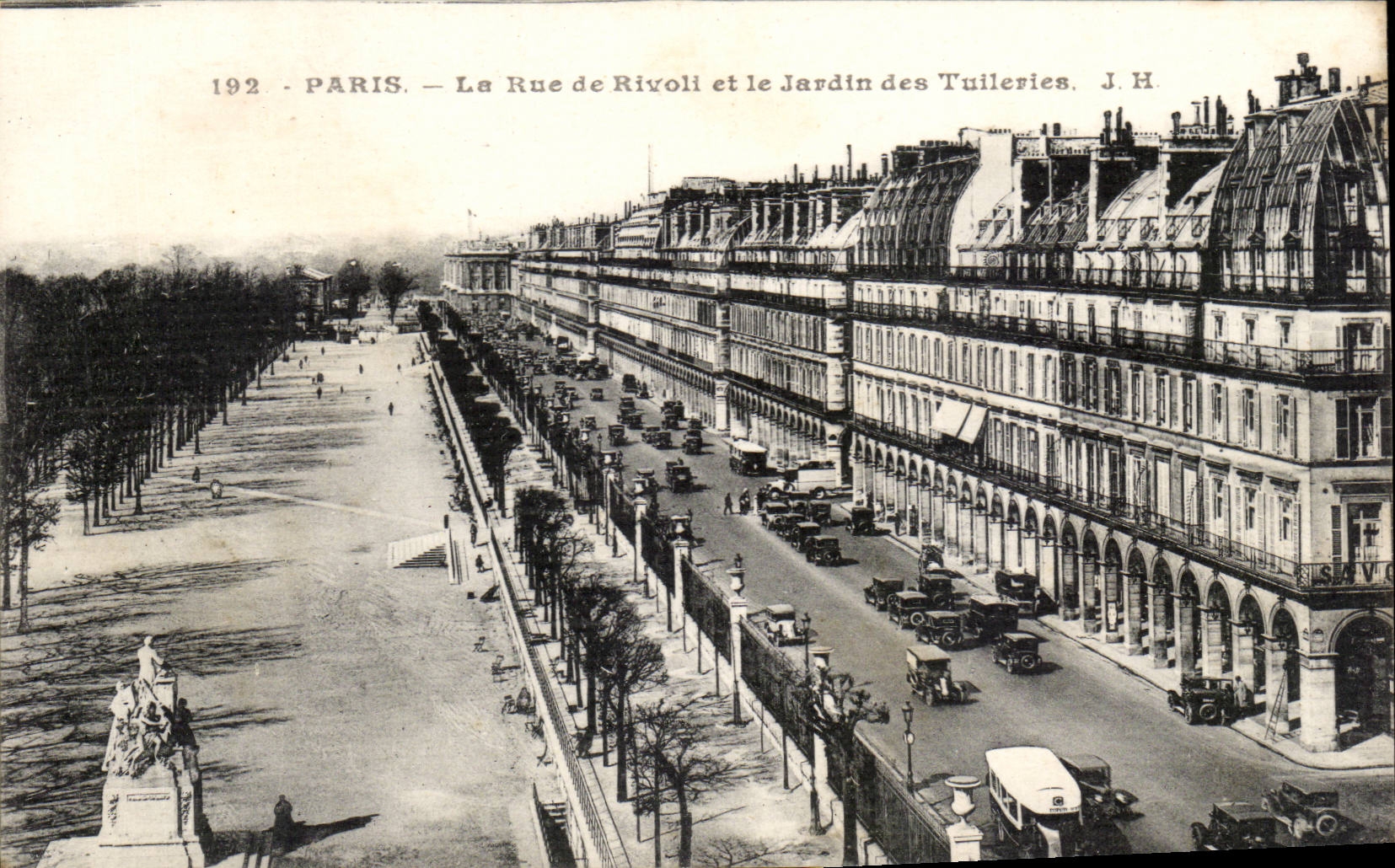 Paris 1 - Rue de Rivoli et Le Jardin des Tuilleries CPA 