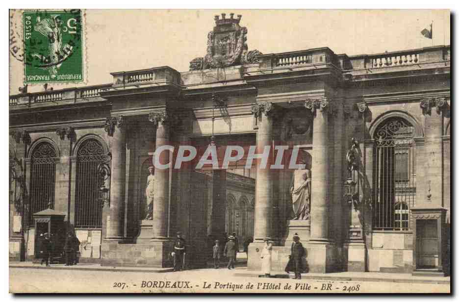 Bordeaux - Le portique de l'Hotel de Ville - CPA 