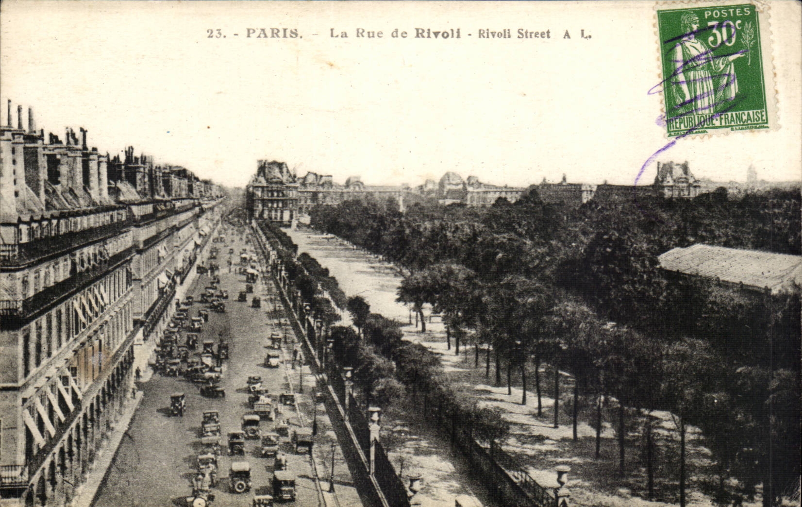 Paris - 1 - La Rue de Rivoli CPA 