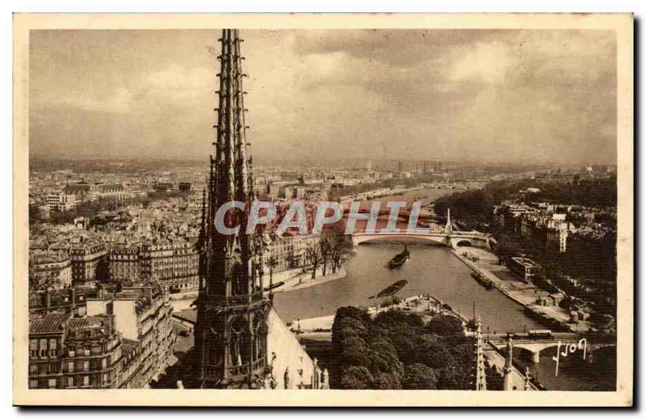 Paris - 4 - Vue panoramique prise des Tours de Notre Dame - CPA 