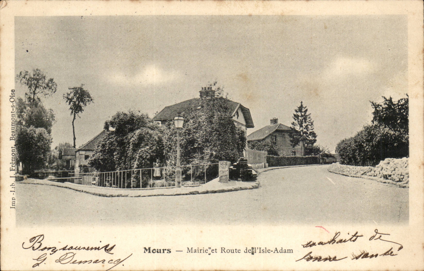 Mours - Mairie et Route de l'Isle Adam - CPA 