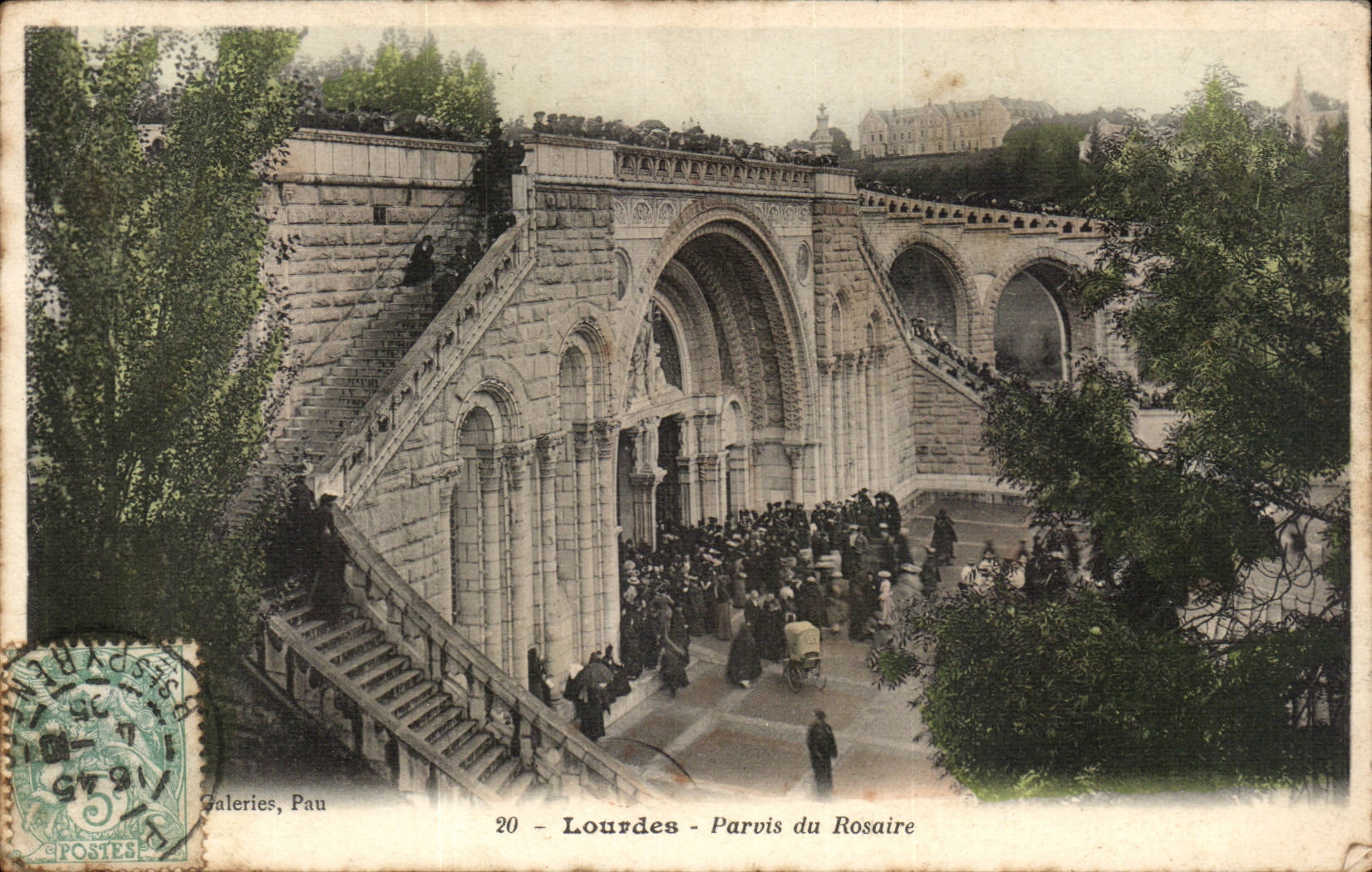 Lourdes - Parvis du Rosaire - CPA 