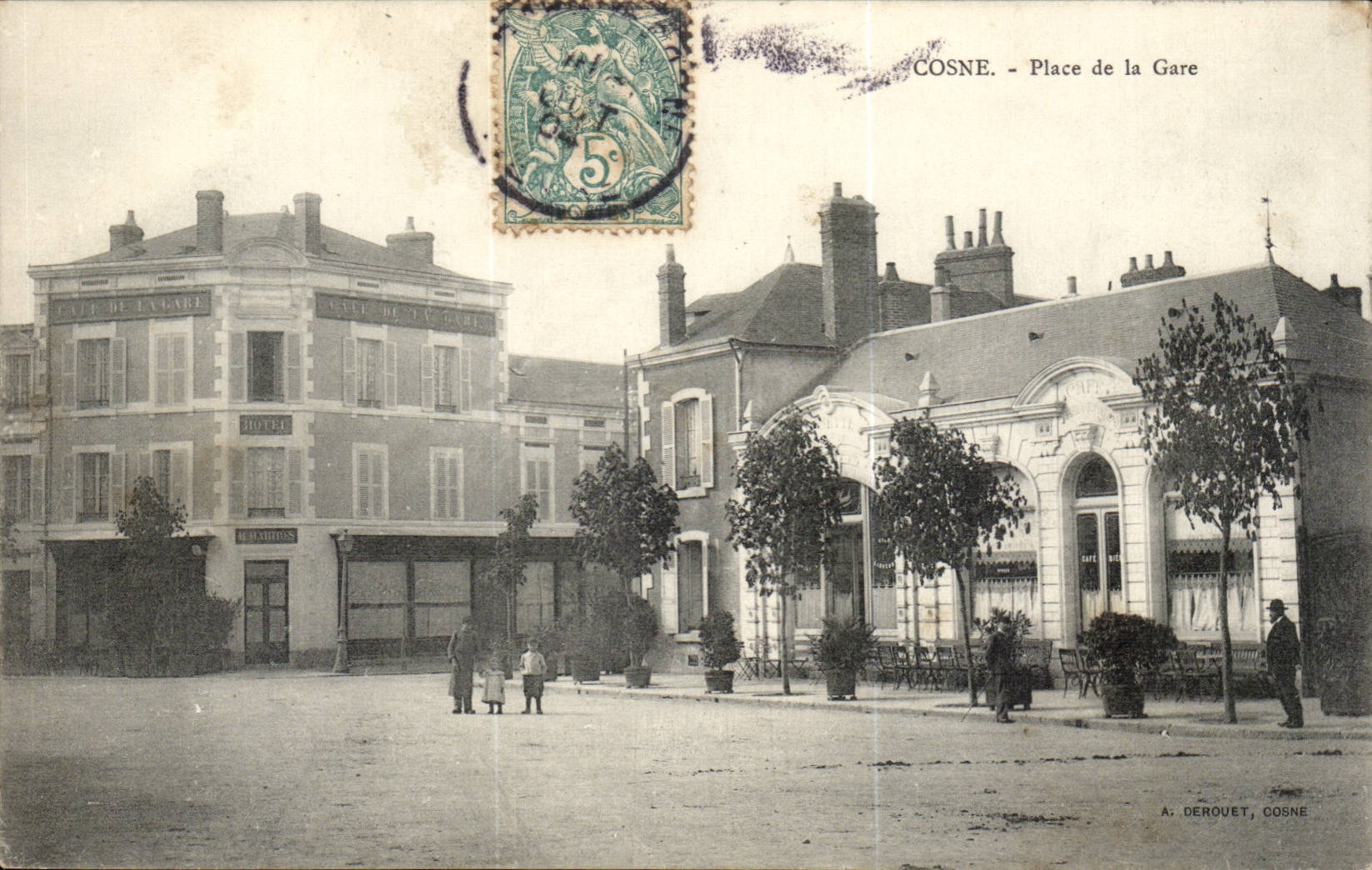 Cosne - Place de la Gare - CPA 