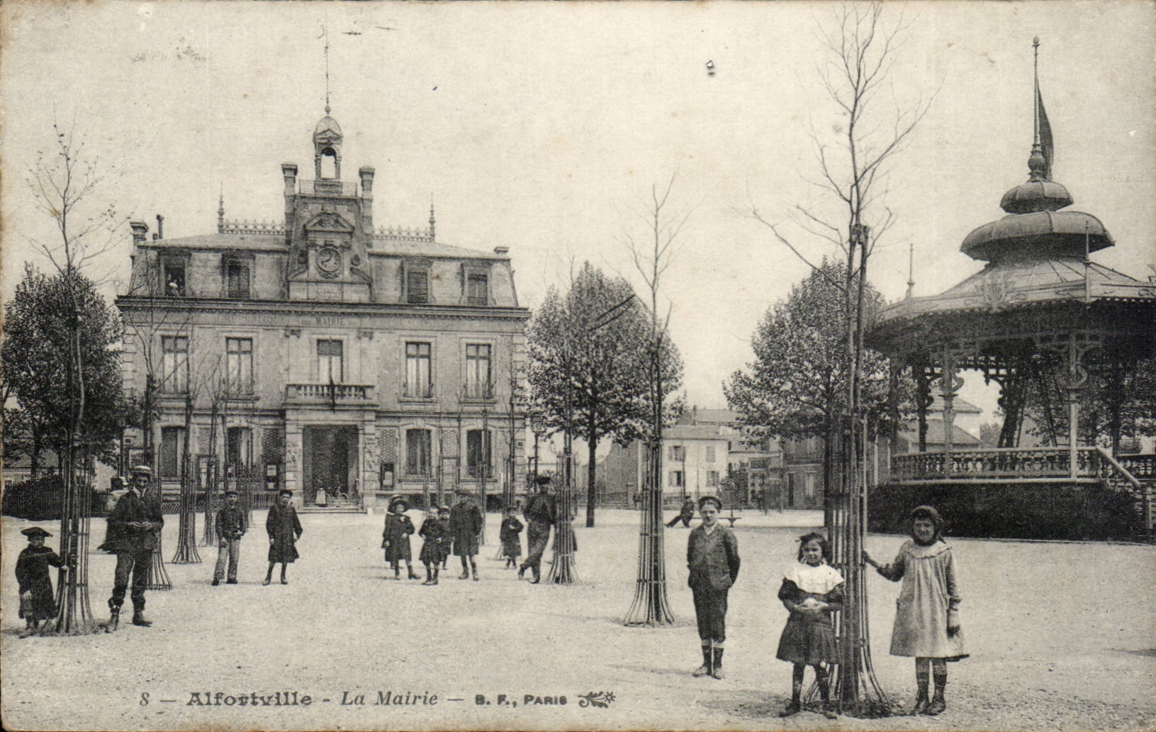 Alfortville - La Mairie - Enfants - CPA 