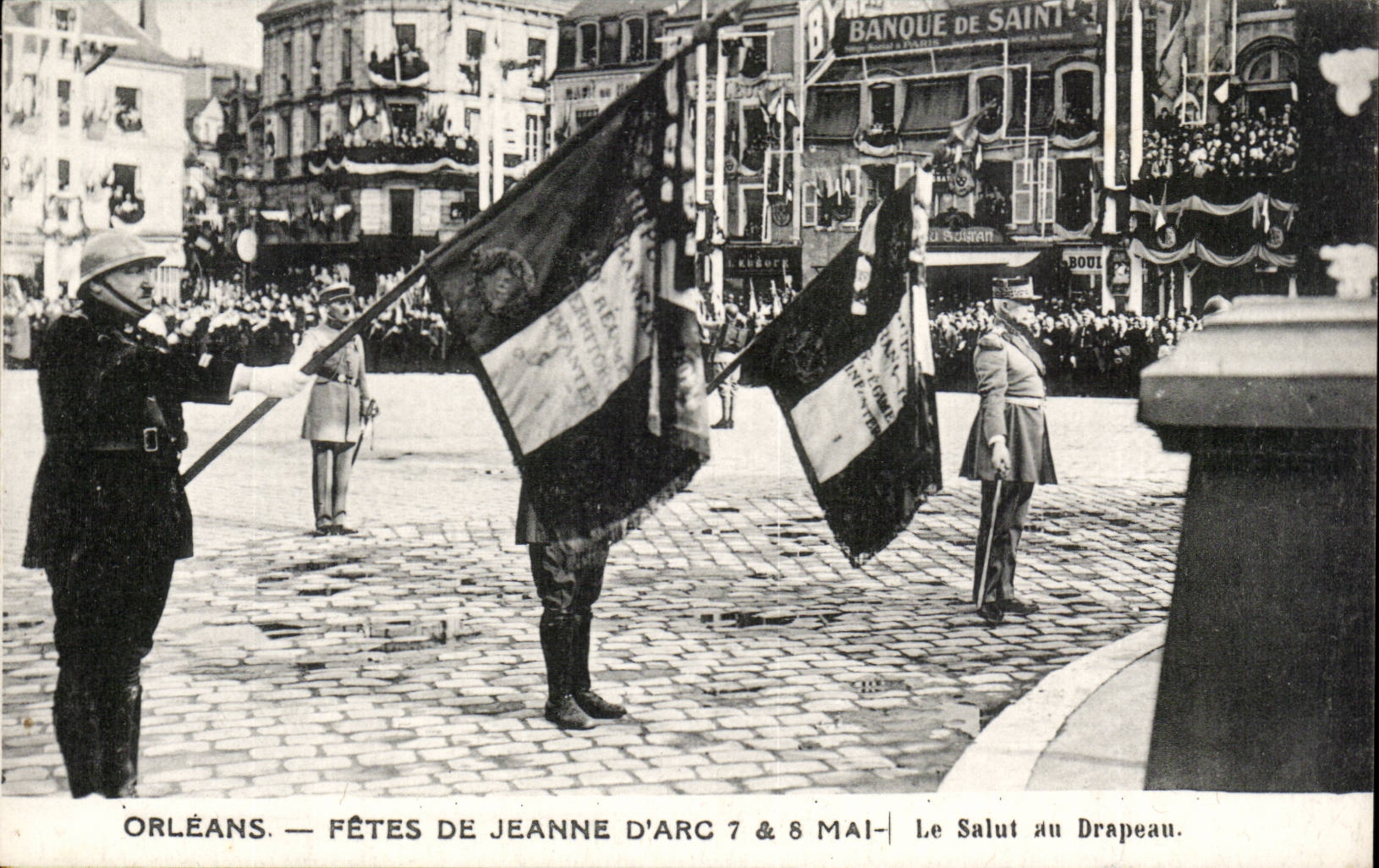 Orleans - Les Fetes de Jeanne d'Arc - Le Salut au Drapeau CPA 