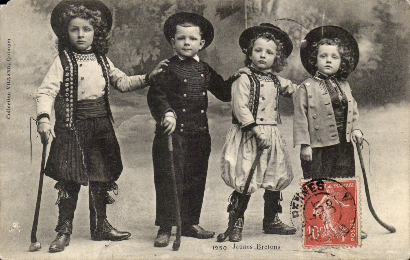 Fantaisie - Enfants - Jeunes Bretons - Costumes - Bretagne - Children - CPA 