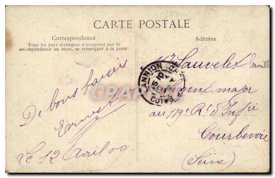 Une Bonne pipee en surveillant la marmite - Bretagne Folklore - Costume - CPA  — Verso