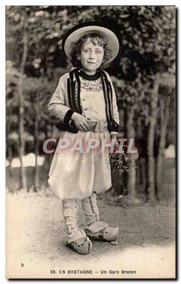 Fantaisie - Enfants - Un Gars Breton - Sabots - Costume - En Bretagne - CPA 