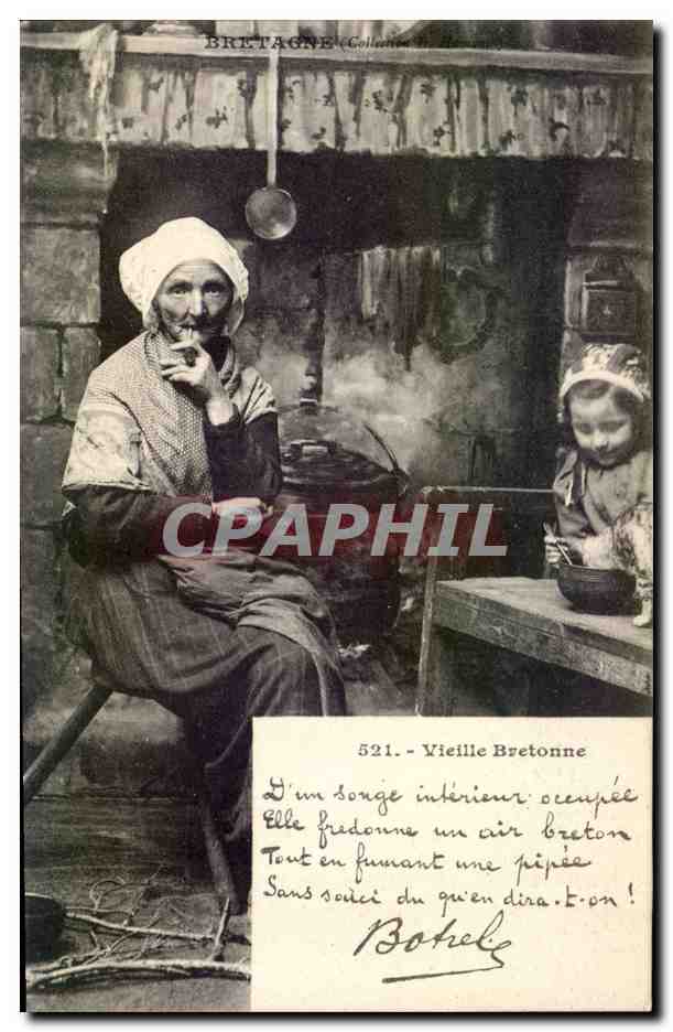 Bretagne - Folkore - Costumes - Vieille Bretonne - CPA 