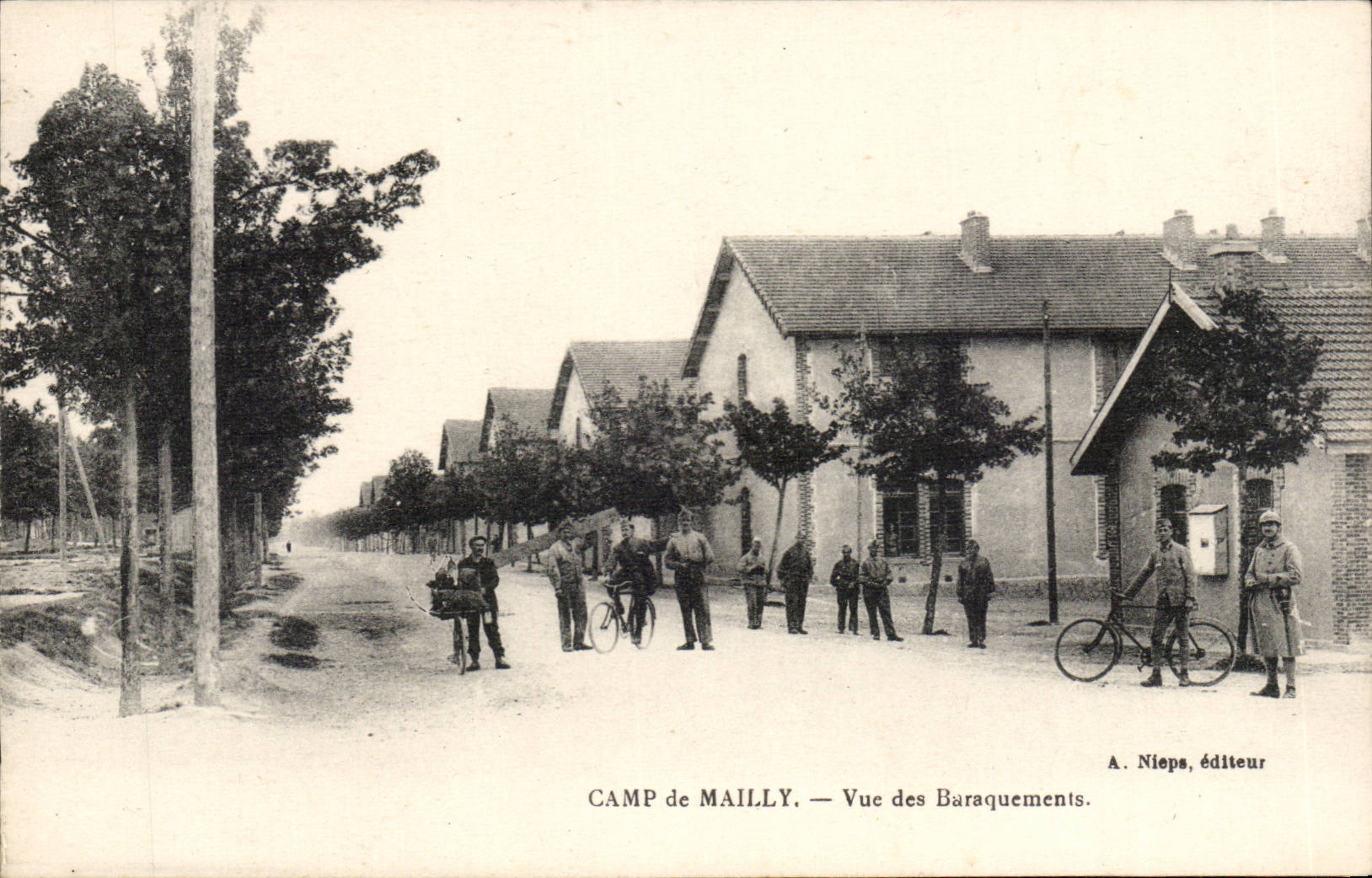 Camp de Mailly - Vue des Baraquements CPA 