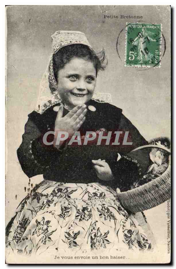 Folklore - Costumes - Petite Bretonne - Je vous envoie un bon baiser - CPA 
