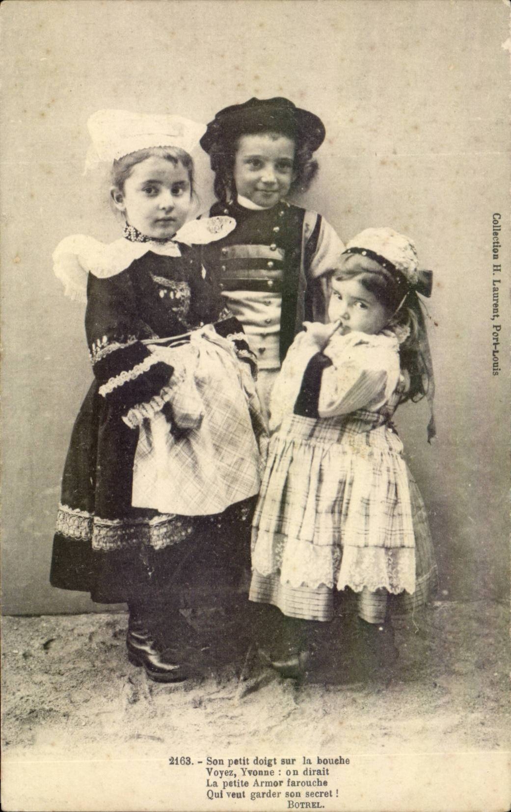 Folklore - Costumes - Enfants - Bretagne - Botrel - CPA 