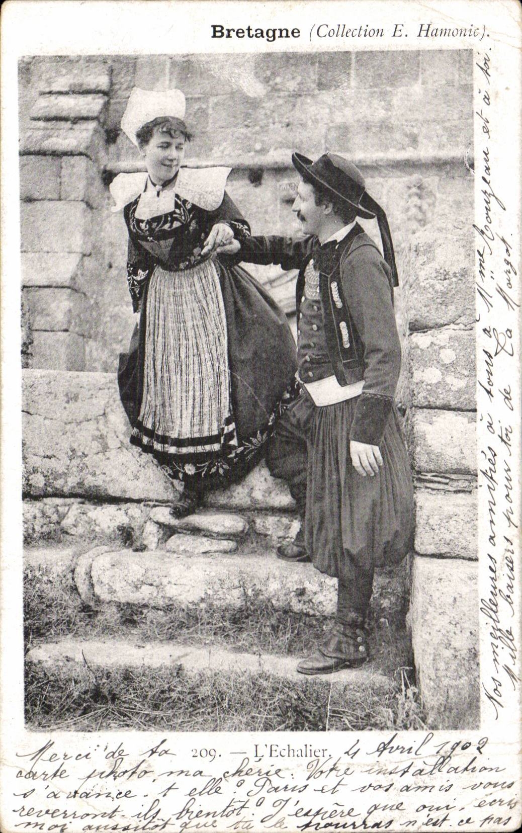 Folkore - Costume - Bretagne - L'Echalier - CPA 