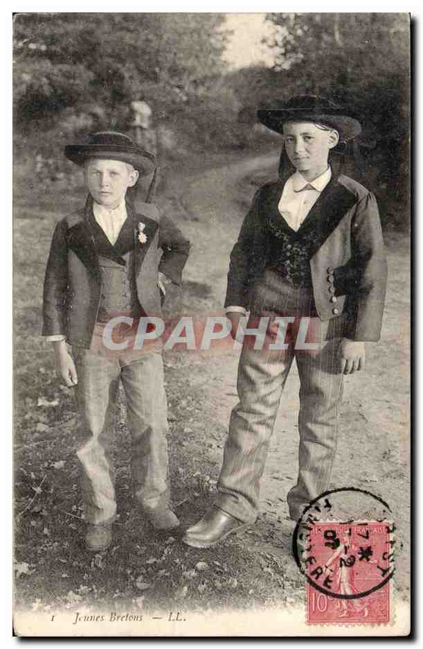 Folklore - Costumes - Jeunes Bretons - Enfants - Bretagne - CPA 