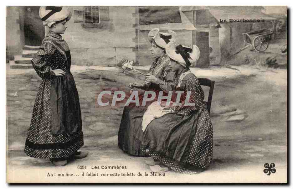 CPA Le Bourbonnais Les Commeres (folklore costume)