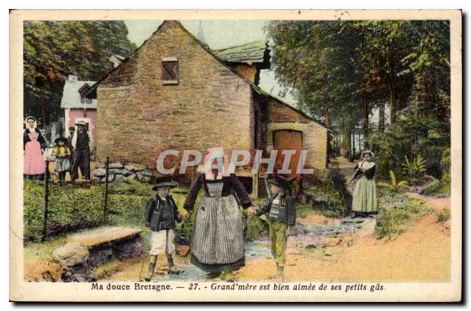 Folklore - Costumes - Ma Douce Bretagne - Grand Mere est bien aimee de ses petits gas - CPA 