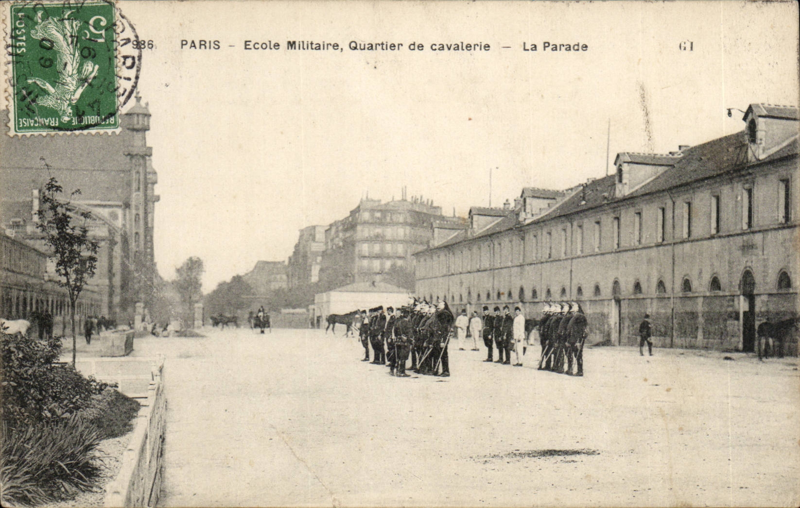 Paris 7 - Ecole Militaire - La Parade - Quartier de Cavalerie CPA 