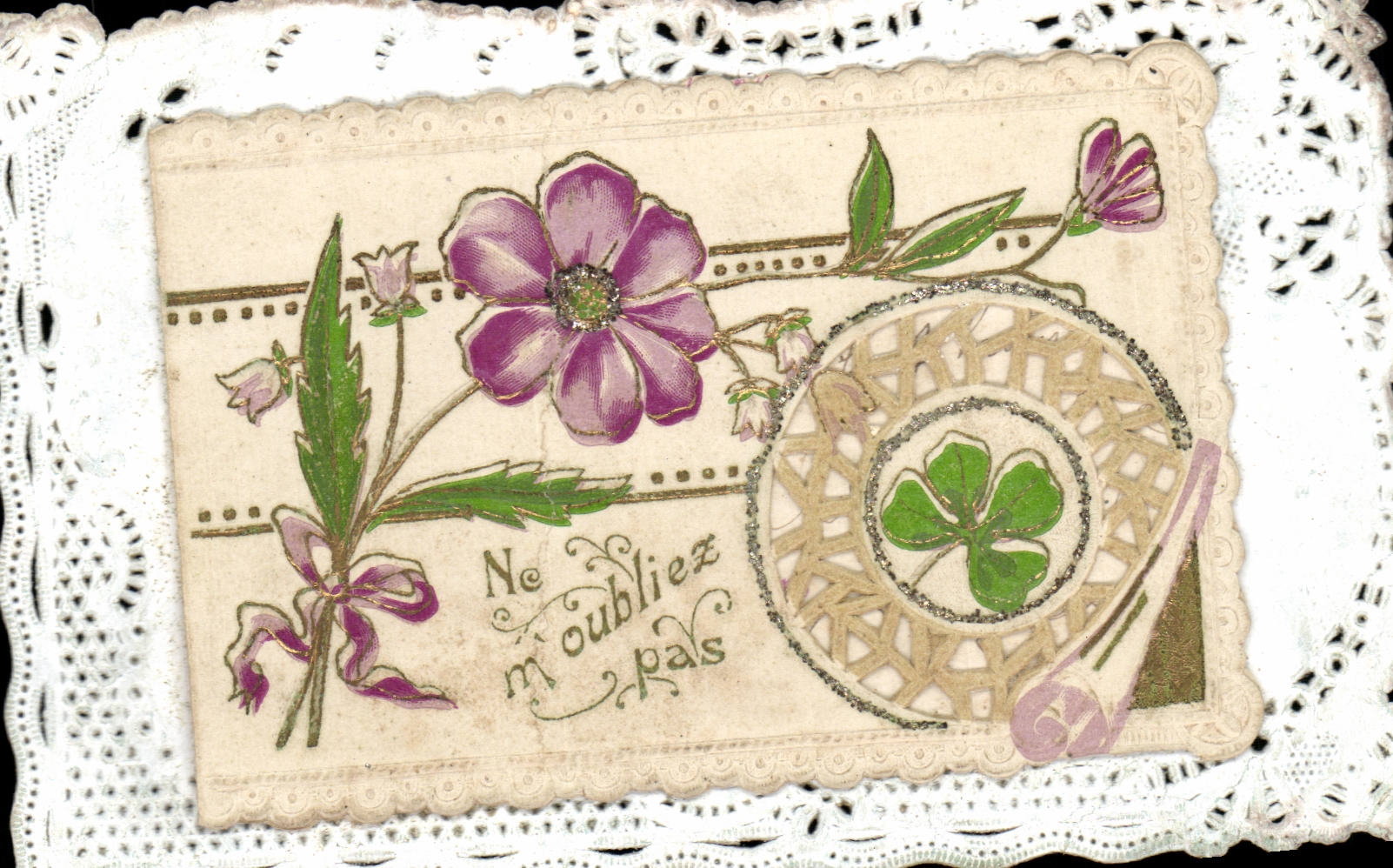 Fleurs - Flowers - ne m'oubliez pas - lace edges CPA CARTE BRoDEE Superbe