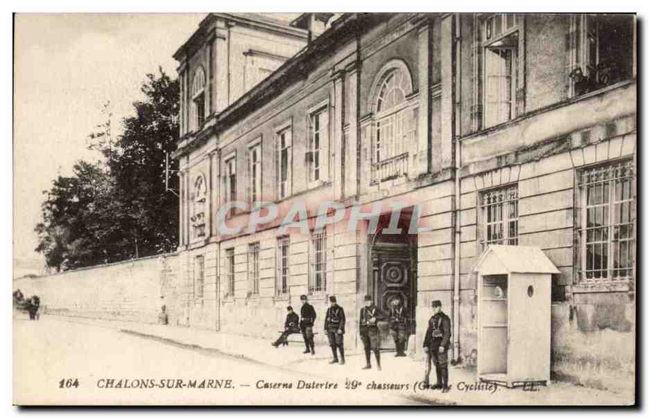 Chalons sur Marne - Caserne Dulerire - 29 Chasseurs - CPA 