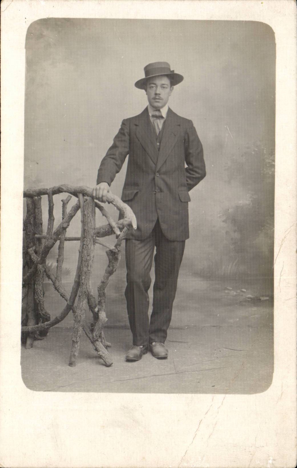 Fanataise - Homme - Man with gentle eyes Ida Barthe - - CPA 