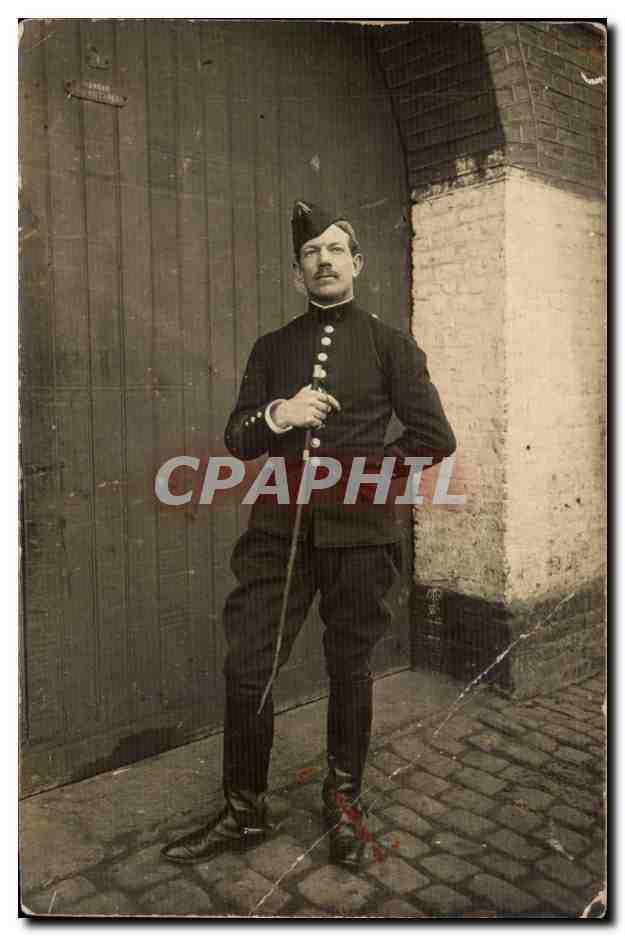 Militaria - Soldat - Proud Soldier with brass buttons - CPA 