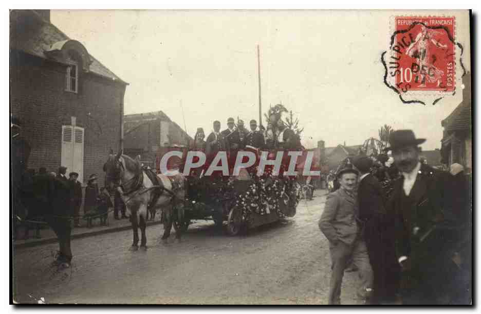 CARTE PHOTO La Bondonniere Militaria - Char - Fete - Defile militaire - parade CPA TOP