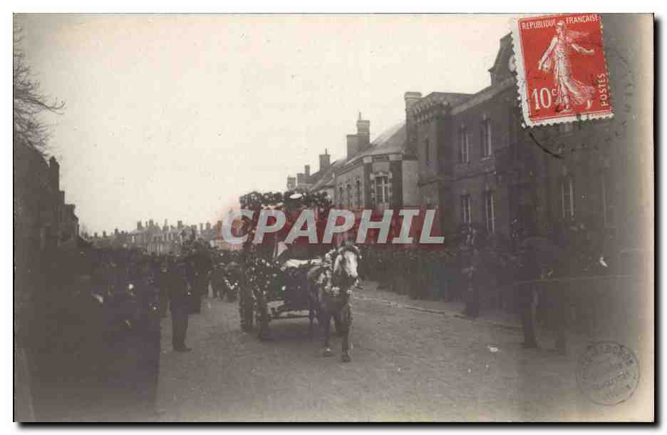 CARTE PHOTO La Bondonniere Chevaux - Animaux - Char - Fete - Defile CPA 