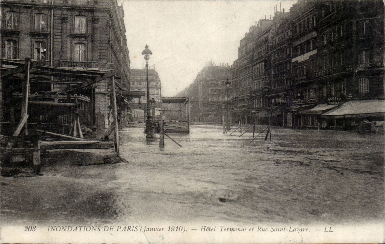 Allagamenti a Parigi — Gennaio 1910 — Hotel Terminus e Rue Saint-Lazare — LL
