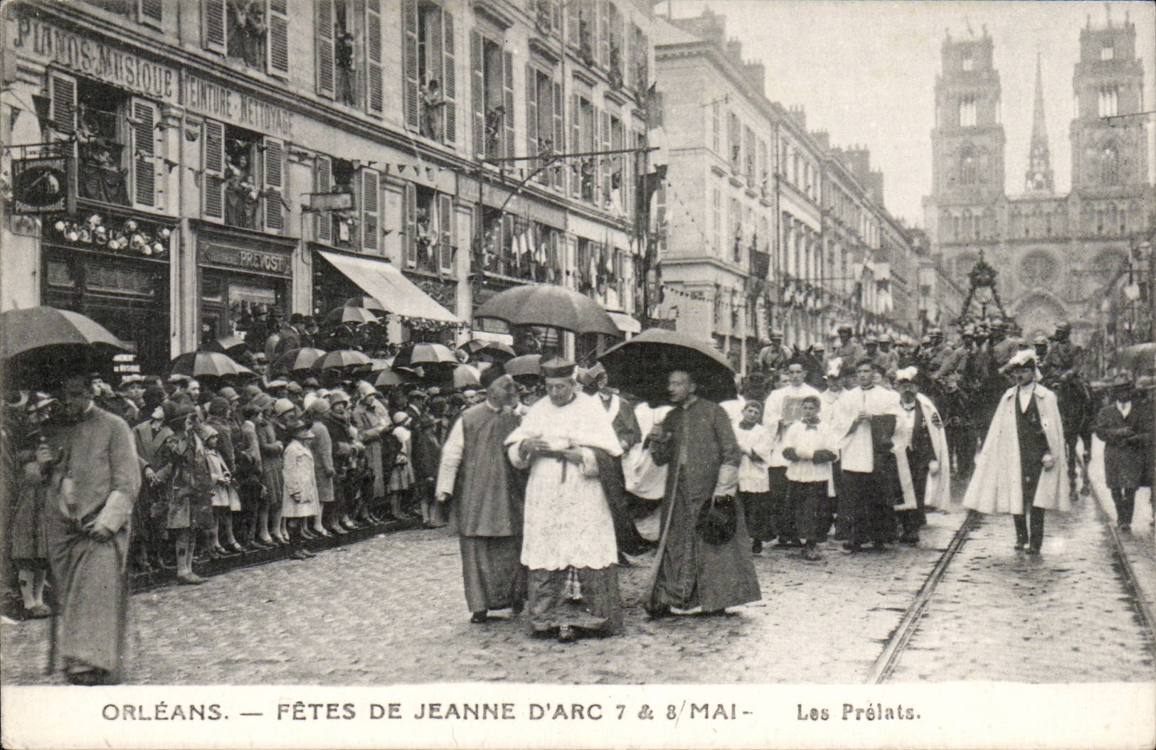 Orleans - Les Fetes de Jeanne d'Arc - Les Prelats - CPA 